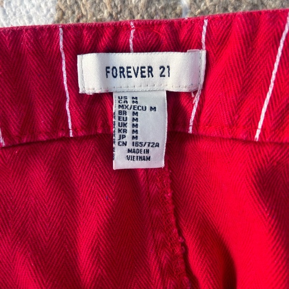 Red and white striped mini skirt - Picture 3 of 3